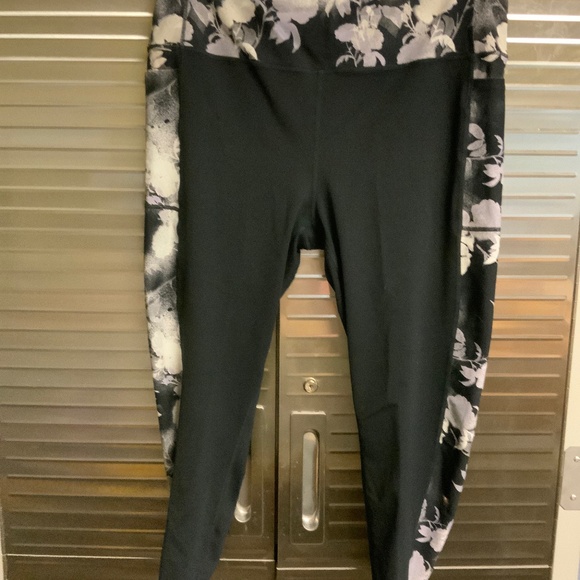 Skechers Los Angeles - Picture 1 of 4